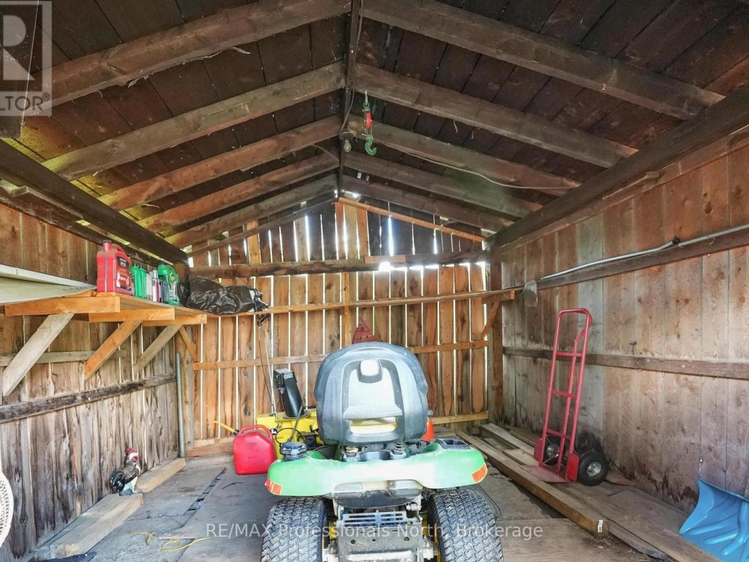 4072 GELERT ROAD, 