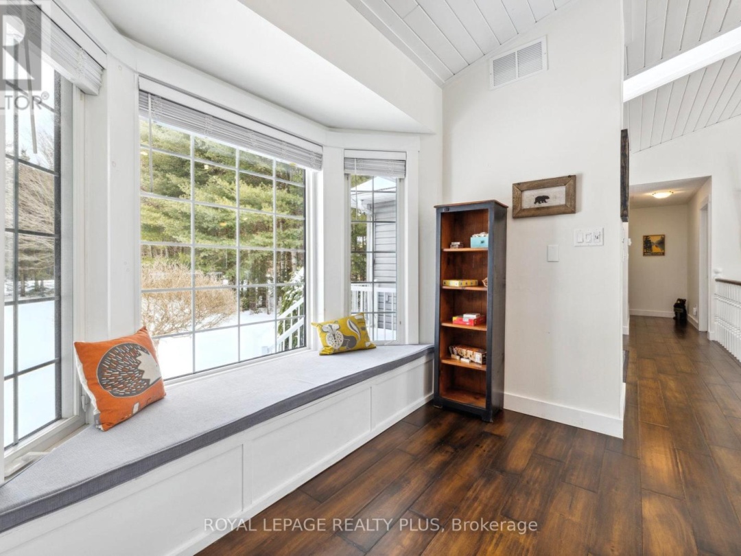 16 BLACK BEAR DRIVE, Burnt River