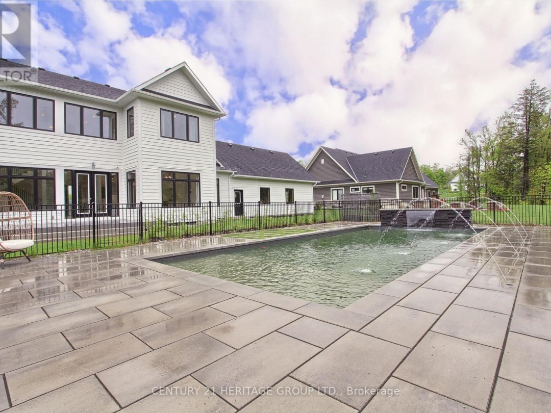 11 Oldenburg Court, Oro-Medonte
