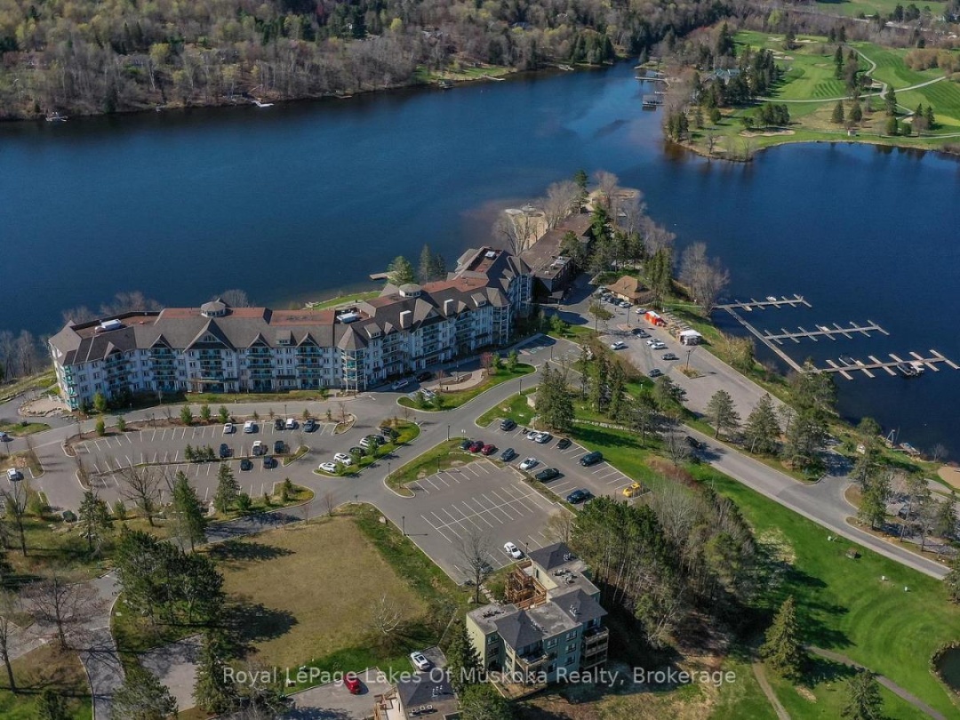 301 - 29 DEERHURST TENNISVIEW DRIVE, 
