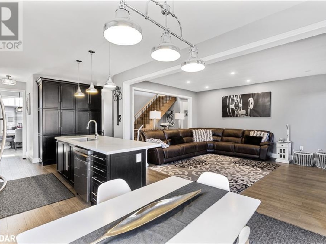 3075 Orion Blvd Boulevard, Orillia