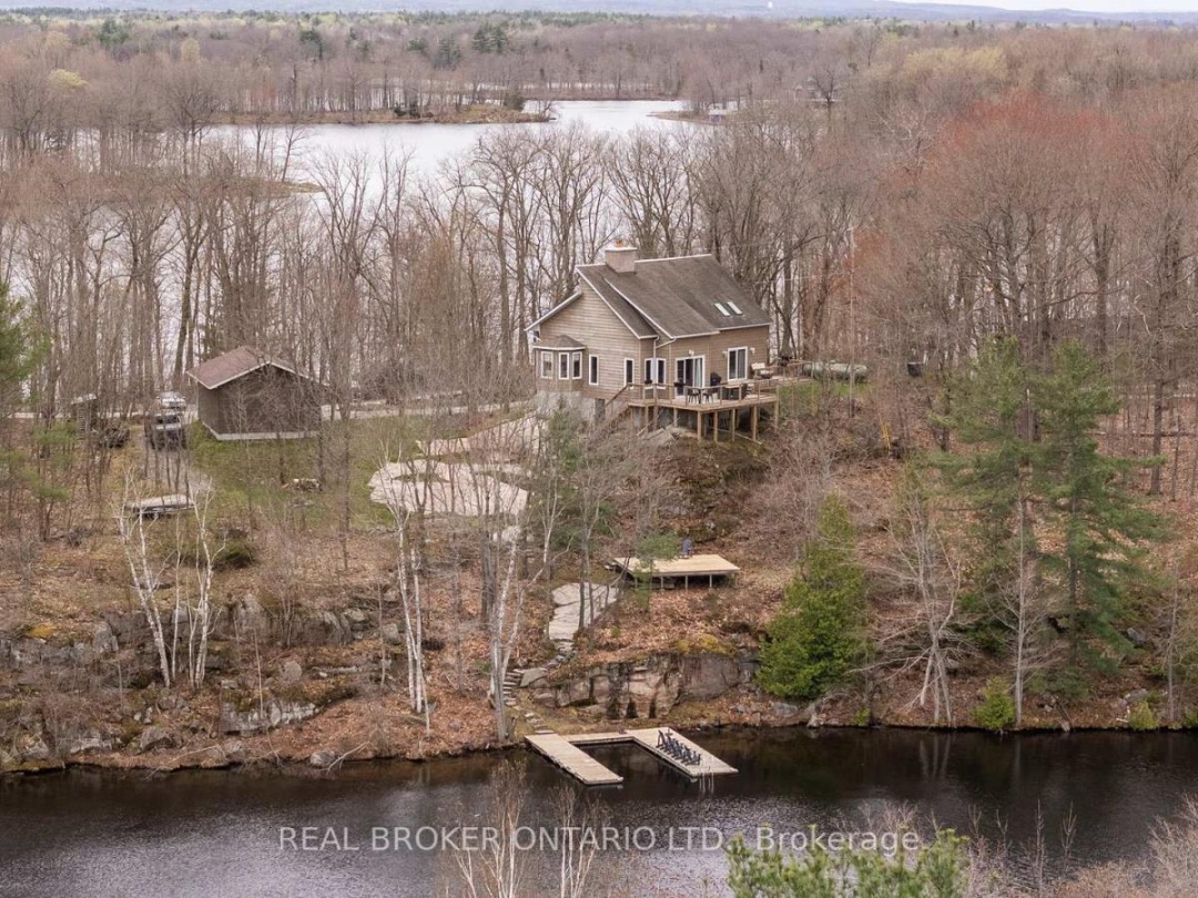 2043 Beman Point Lane, Gloucester Pool