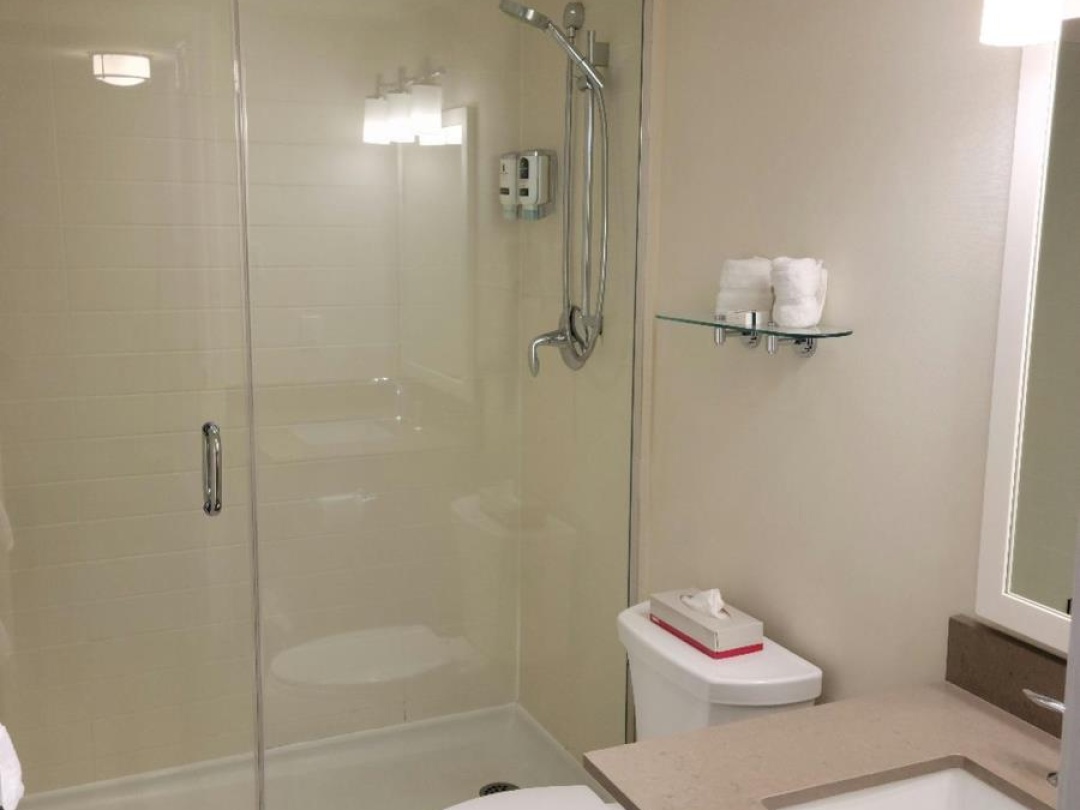 54 207 1235 Deerhurst Drive, Peninsula Lake