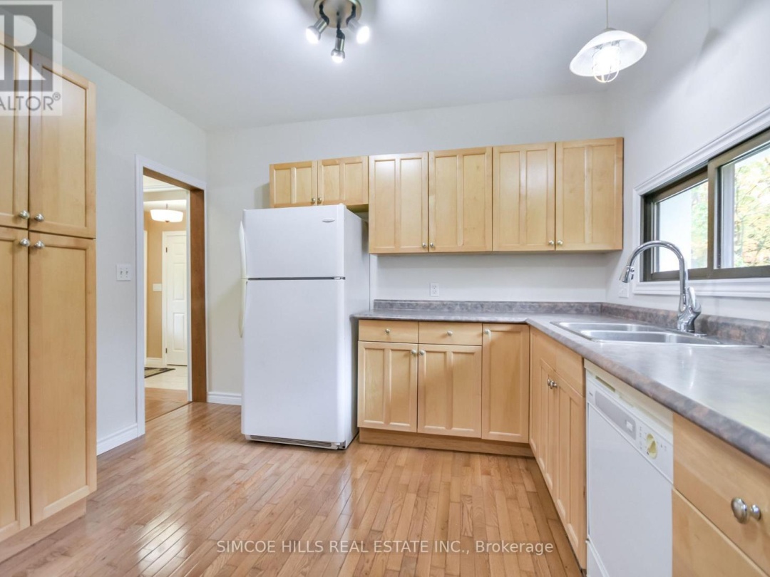 2693 WAINMAN LINE, 
