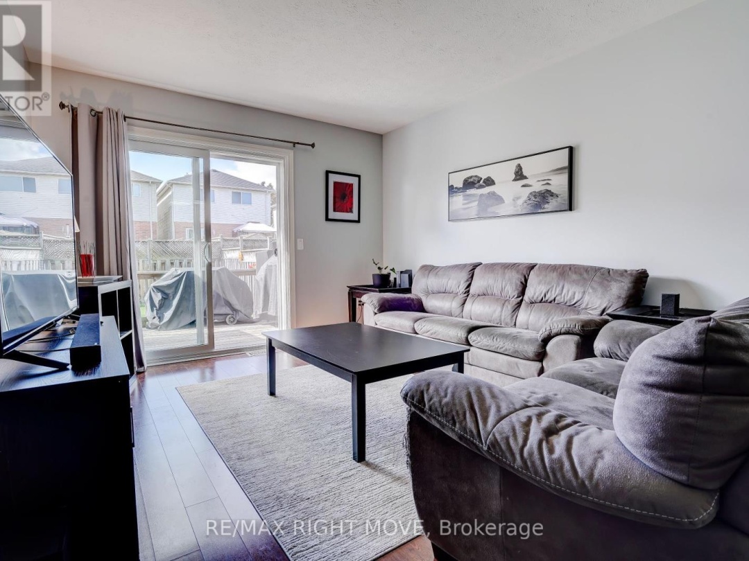 32 JULIA CRESCENT, 