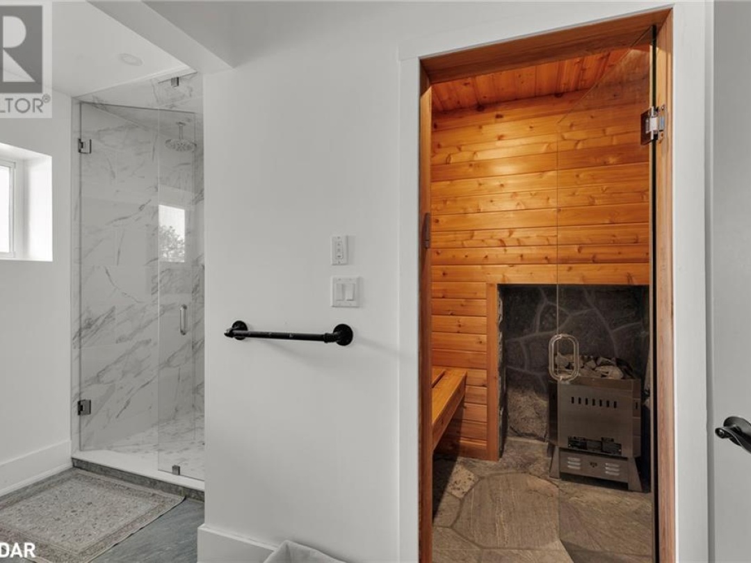 1331 South Monck Drive, Blanchard Lake