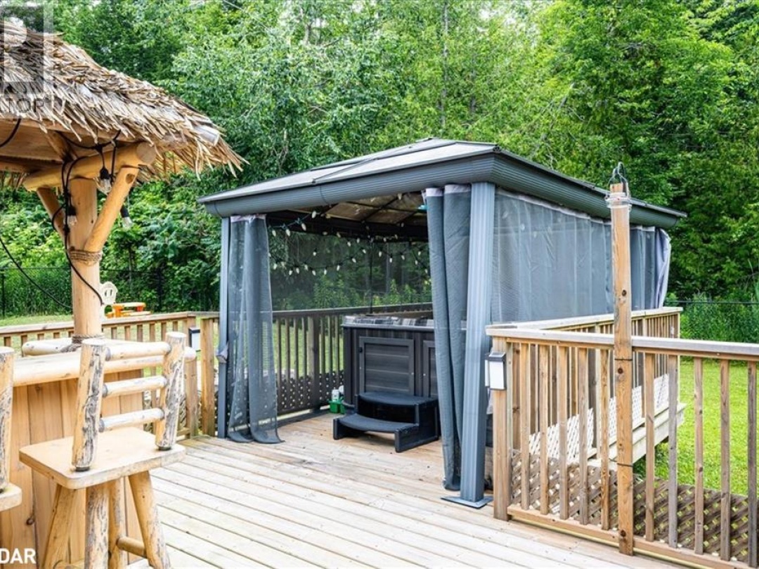 158 MOONSTONE ROAD EAST, 