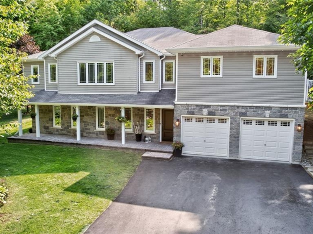 135 HURON WOODS DRIVE, 
