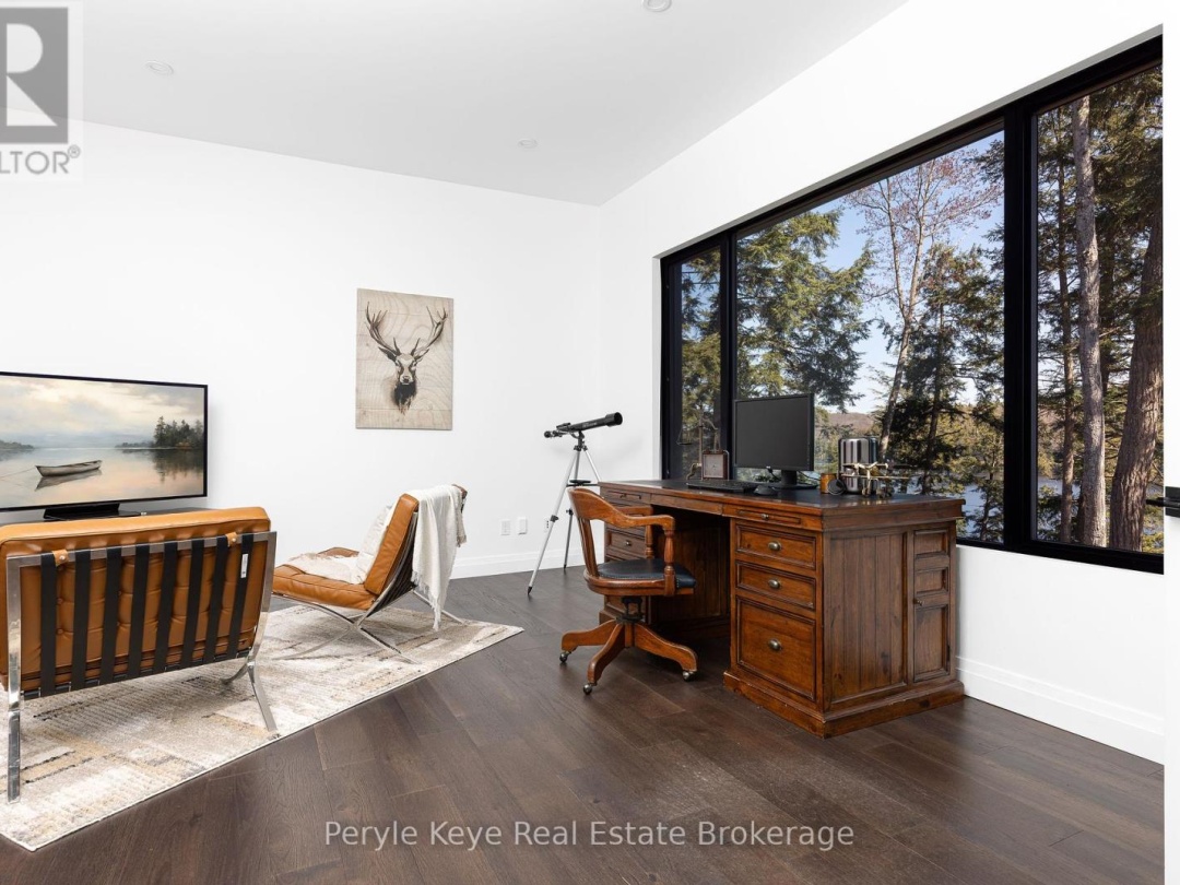 86 CLAREN CRESCENT, 