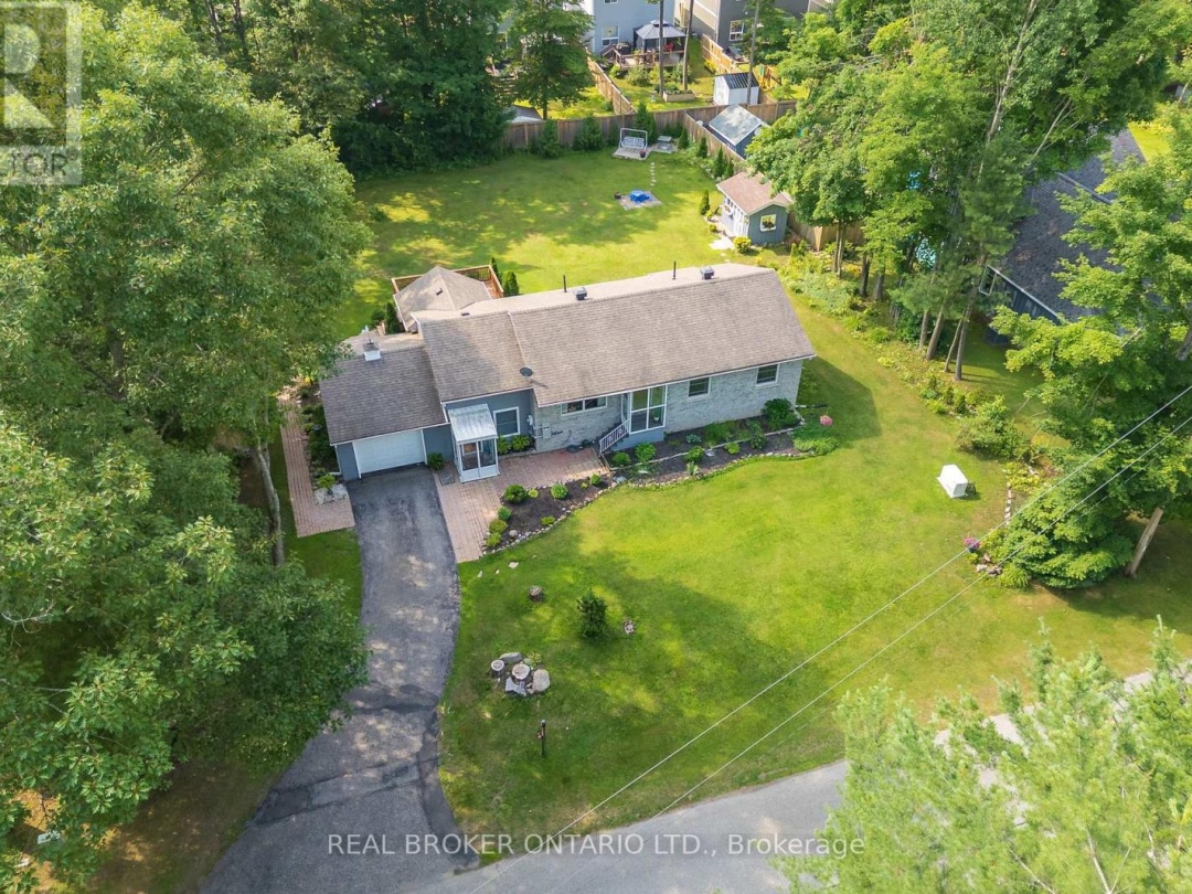 145 BLANCHARD STREET W, 