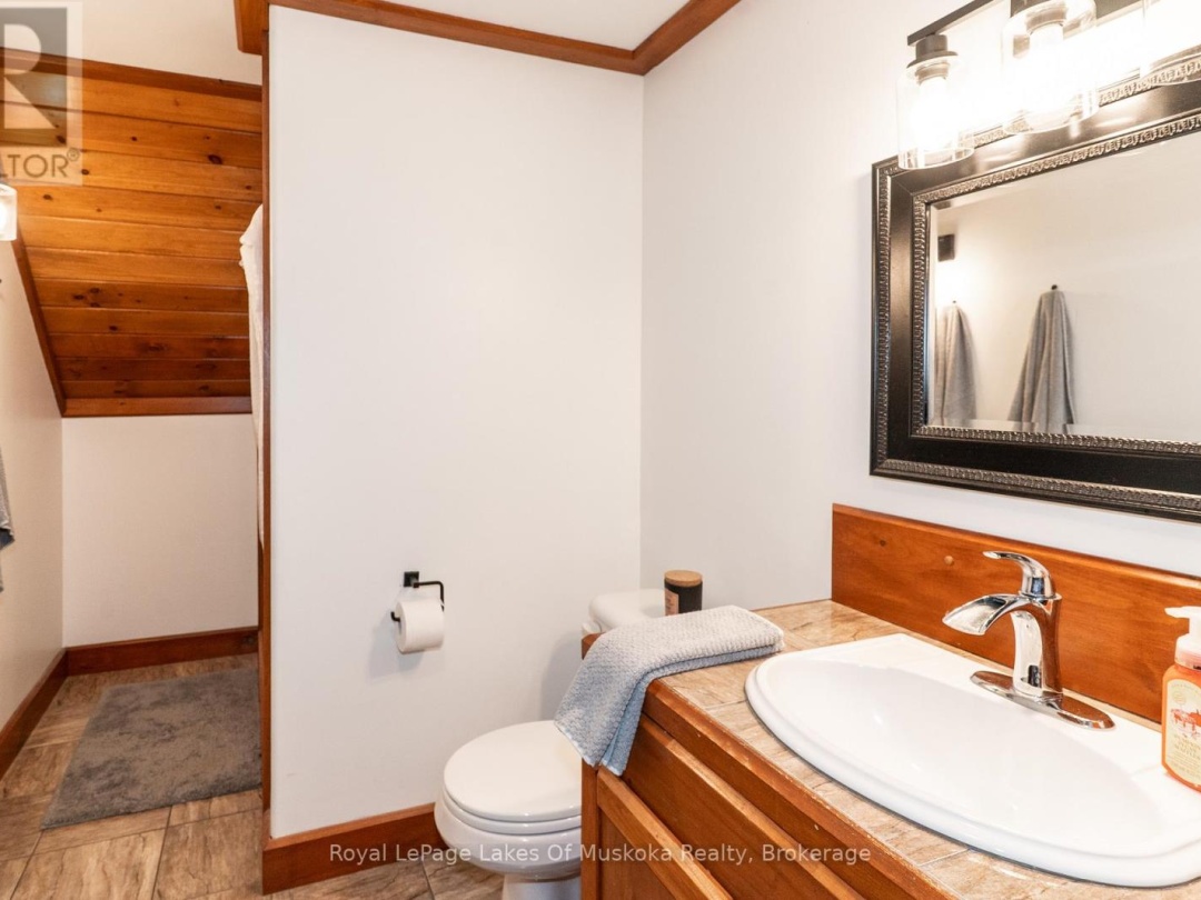 1080 WALKERS GLENN CRESCENT, 