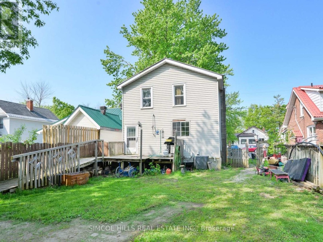 236 FRONT STREET S, 