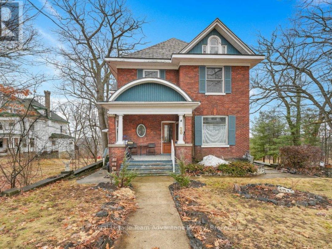 20 Belvedere Avenue, Parry Sound