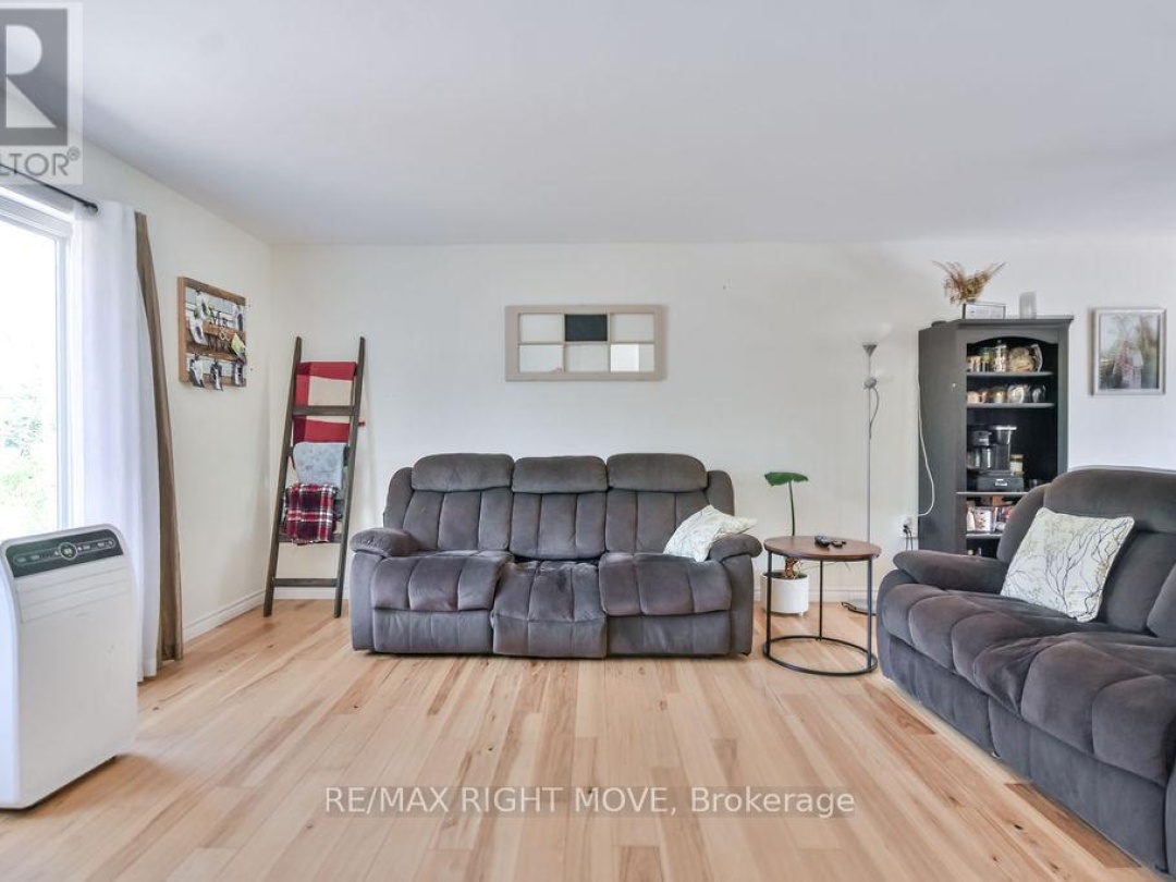 2909 FAIRGROUNDS ROAD, 