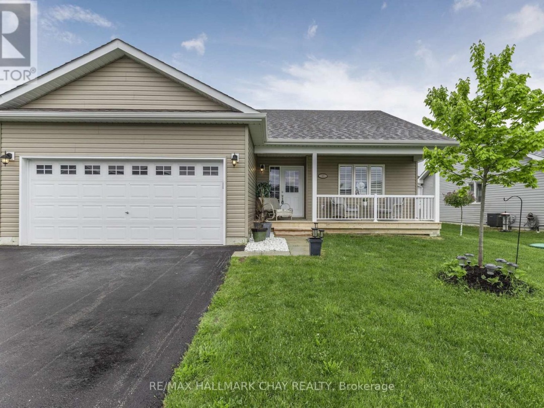 17 SOPHIE LANE S, 
