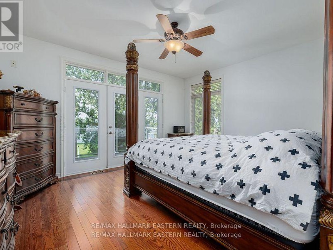 10 EARL KENNEDY ROAD, 