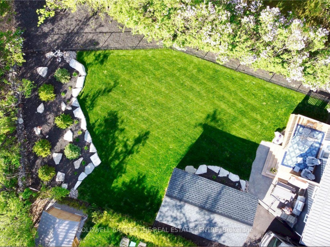 55 PRINCE STREET W, 