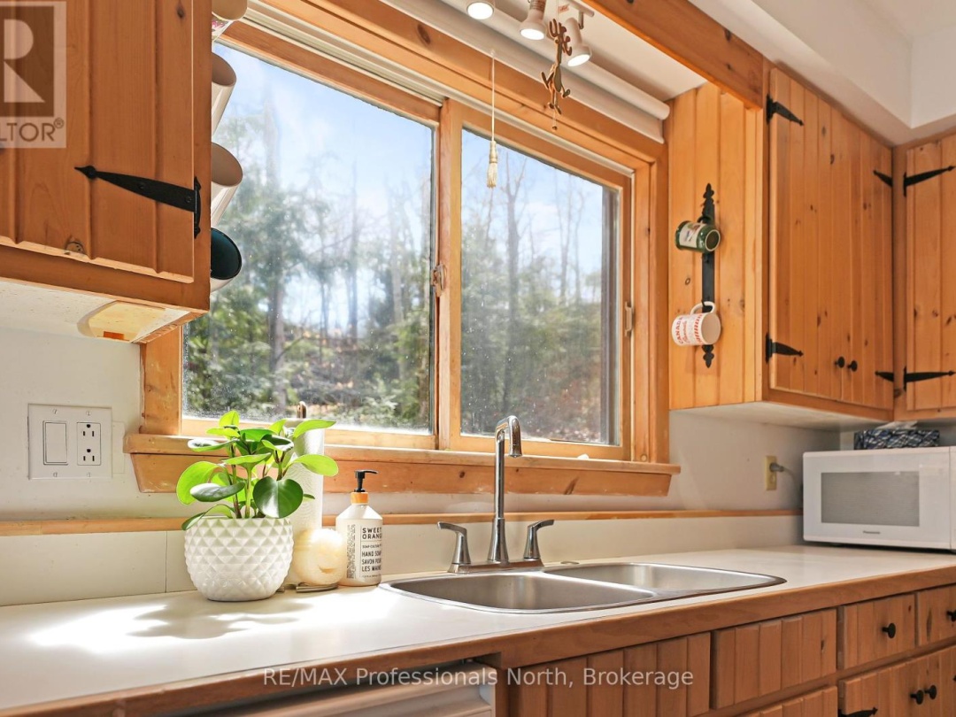 1564 Parsons Road, Moose Lake