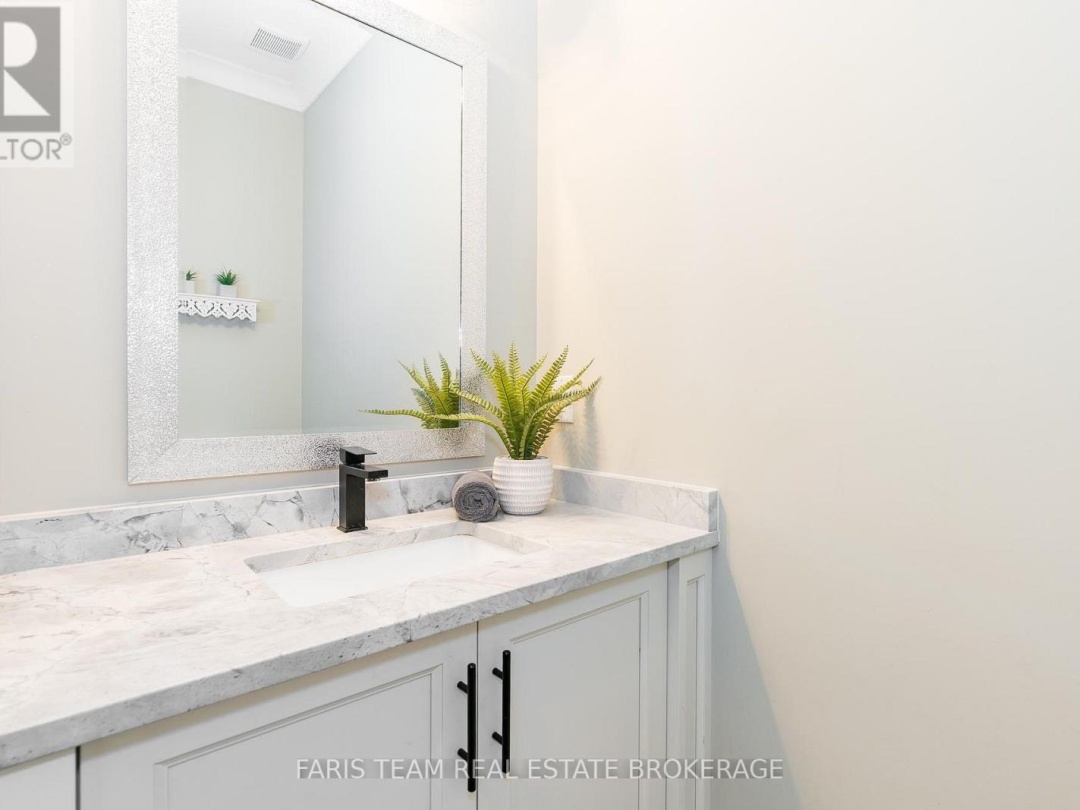 2448 STOCKDALE ROAD, 