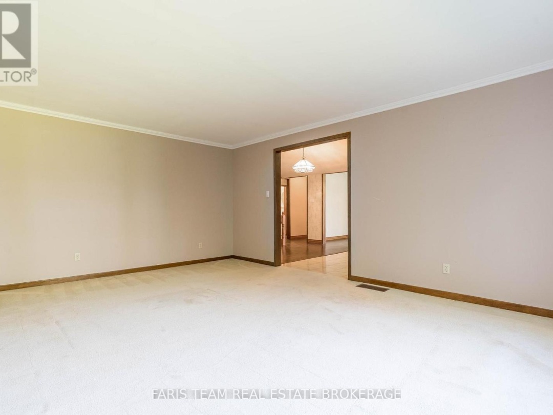 2 BAYSIDE AVENUE, 