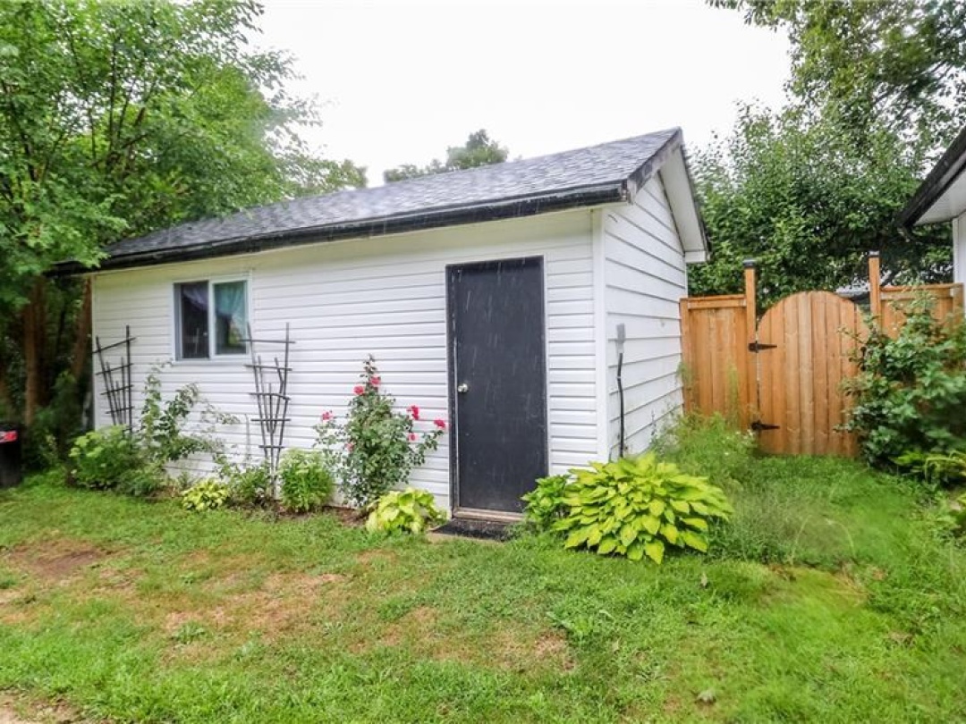 14 CONDER Drive, 