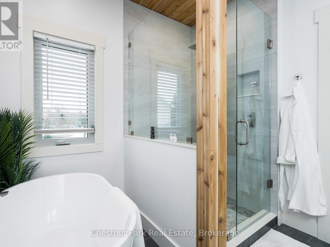 28 BOYD CRESCENT, 