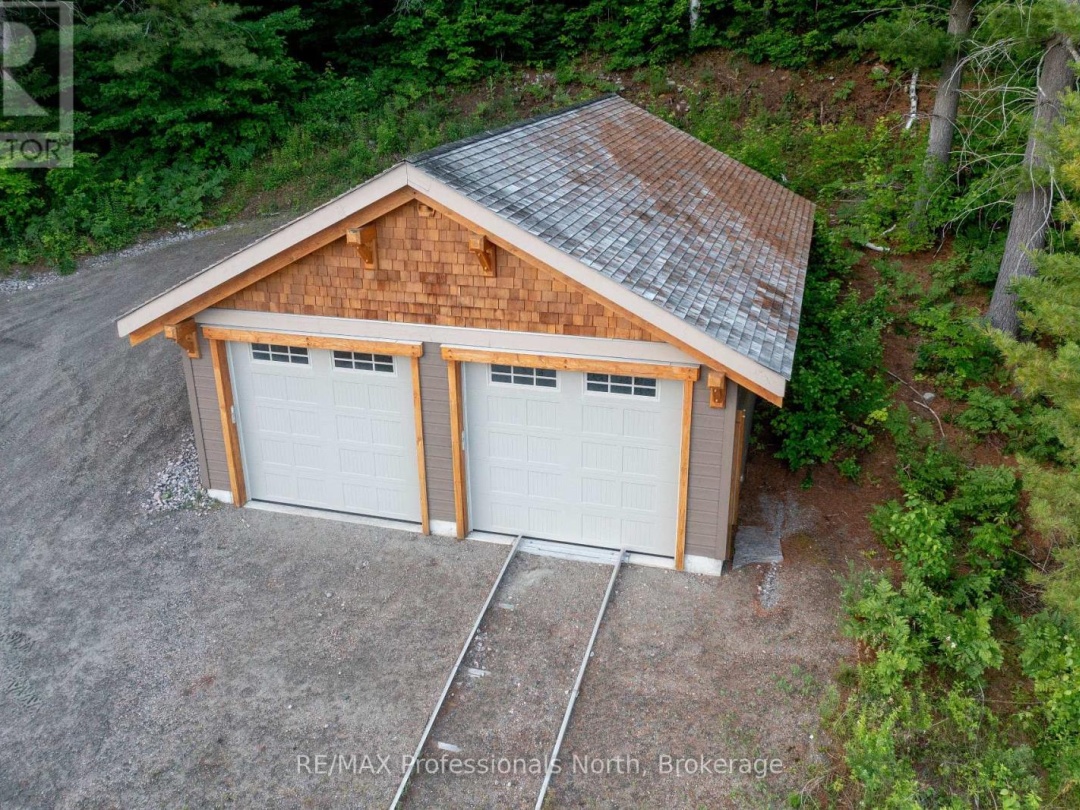 1600 Misty Knoll Trail, Klaxon Lake