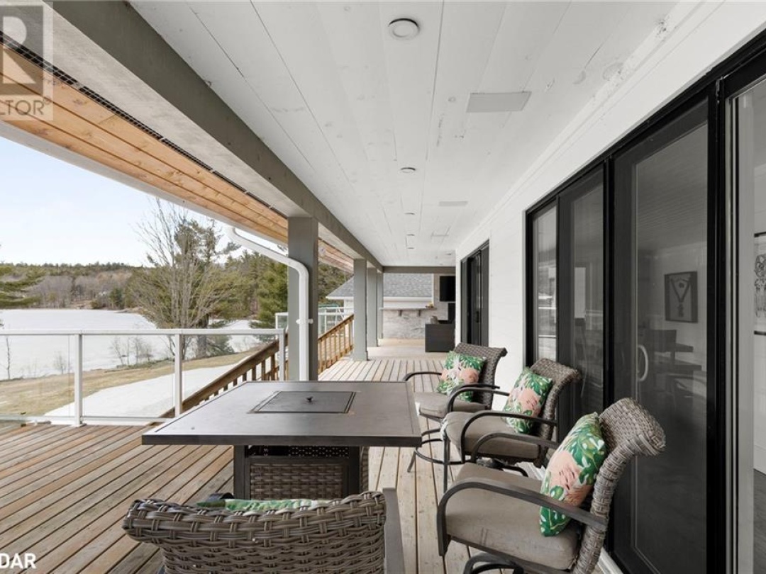 1331 South Monck Drive, Blanchard Lake