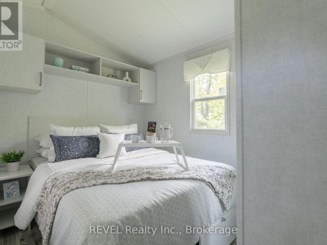 RL88 - 105 BLUE LAKE ROAD, 