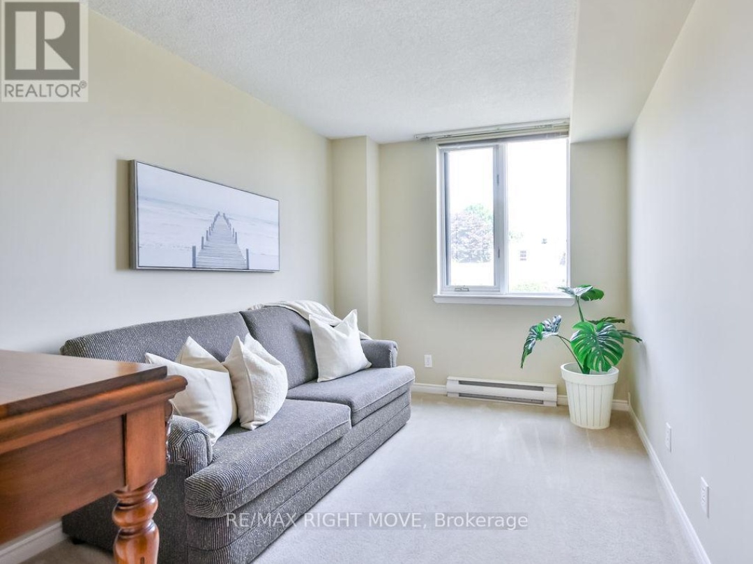 101 - 95 MATCHEDASH STREET N, 