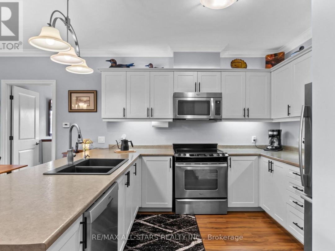 308 - 94 FRANCIS STREET W, 
