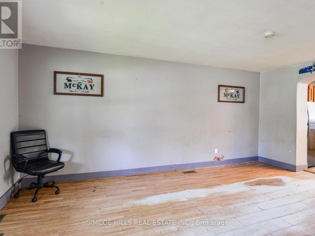236 FRONT STREET S, 