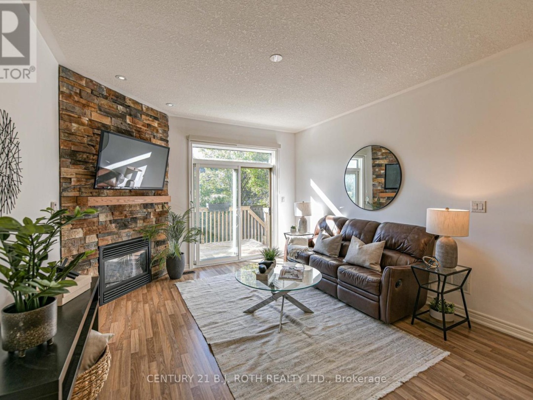 28 CANTERBURY CIRCLE, 