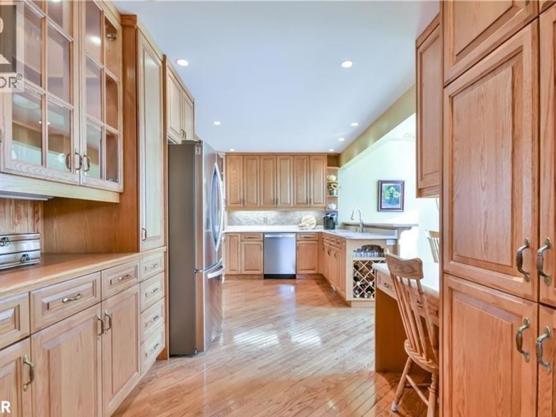 3931 MENOKE BEACH Road, 