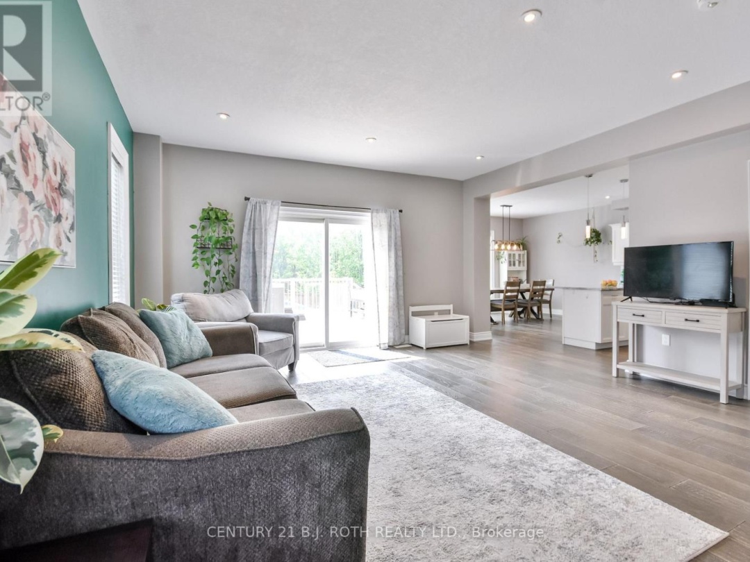 3428 TIMBERLINE AVENUE, 