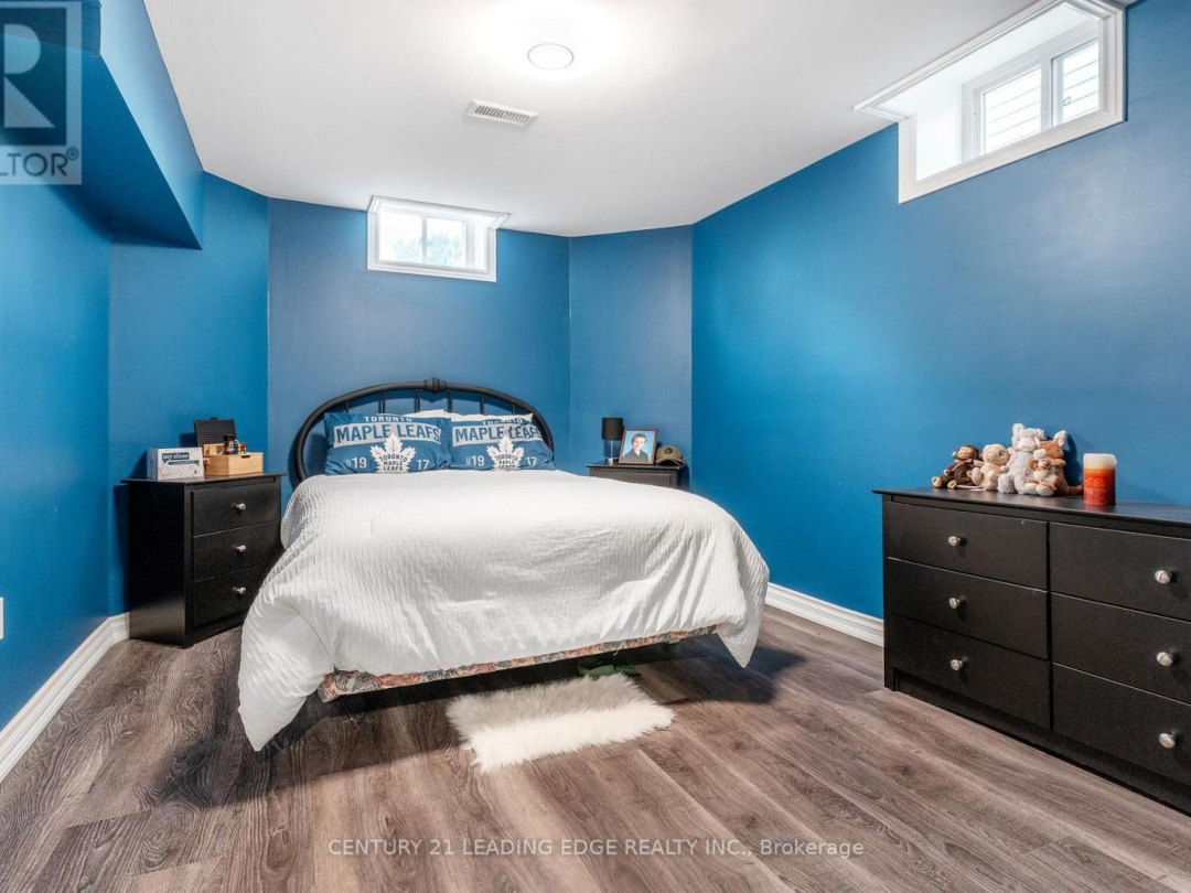 28 WINDOVER DRIVE, 