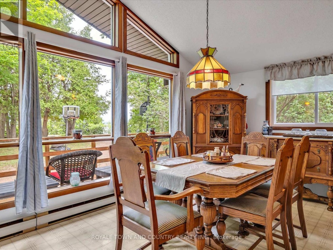54 LAXTON  TWP 5TH LINE, 