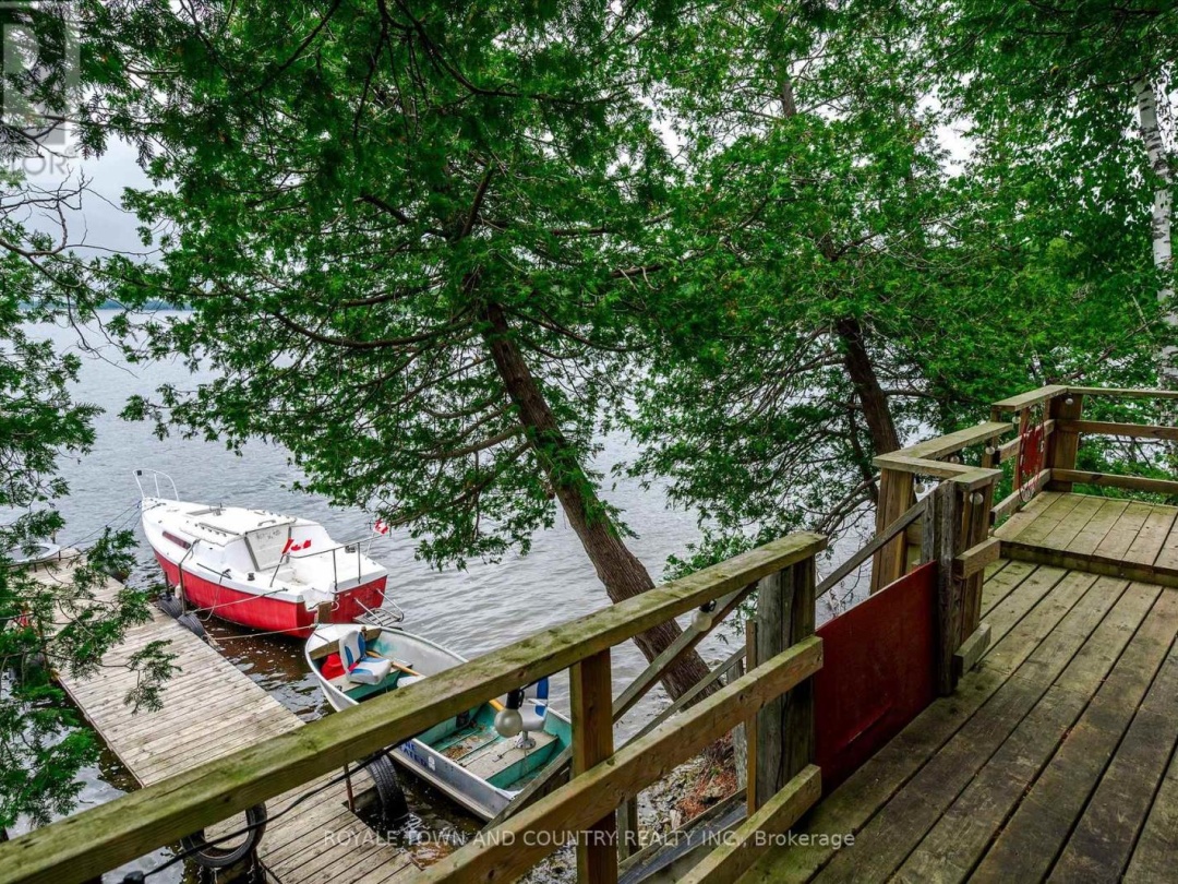 54 LAXTON  TWP 5TH LINE, 