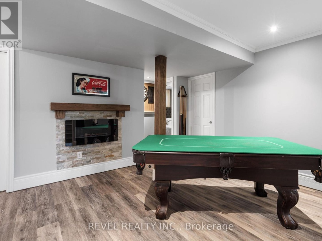 1578 STURGEON ROAD, 