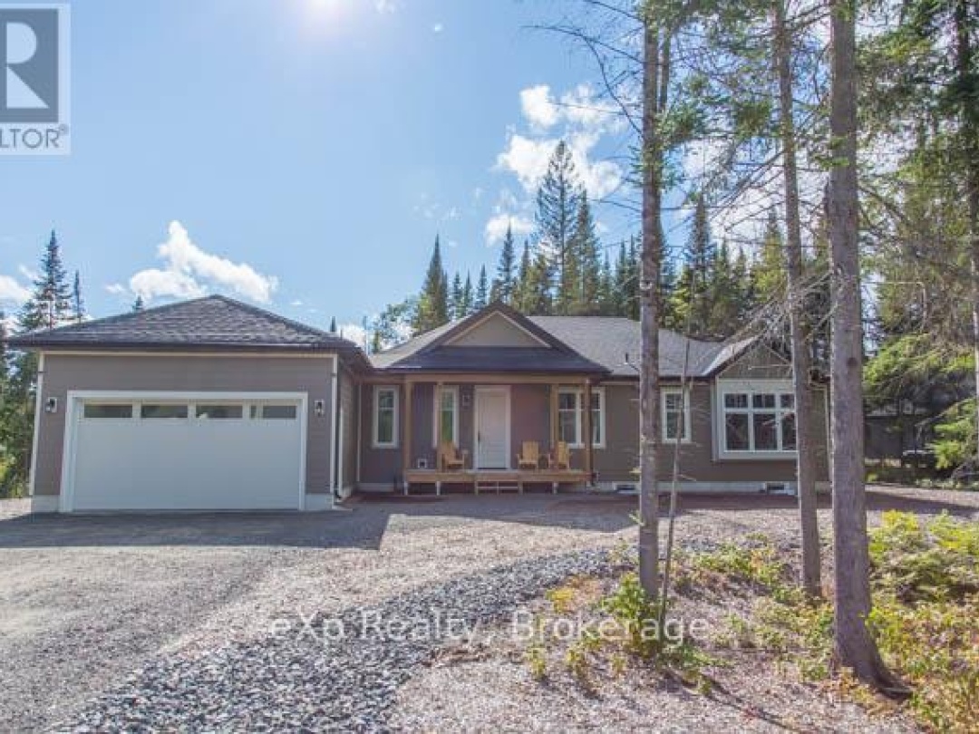 40 - 1052 GREENSVIEW DRIVE, 
