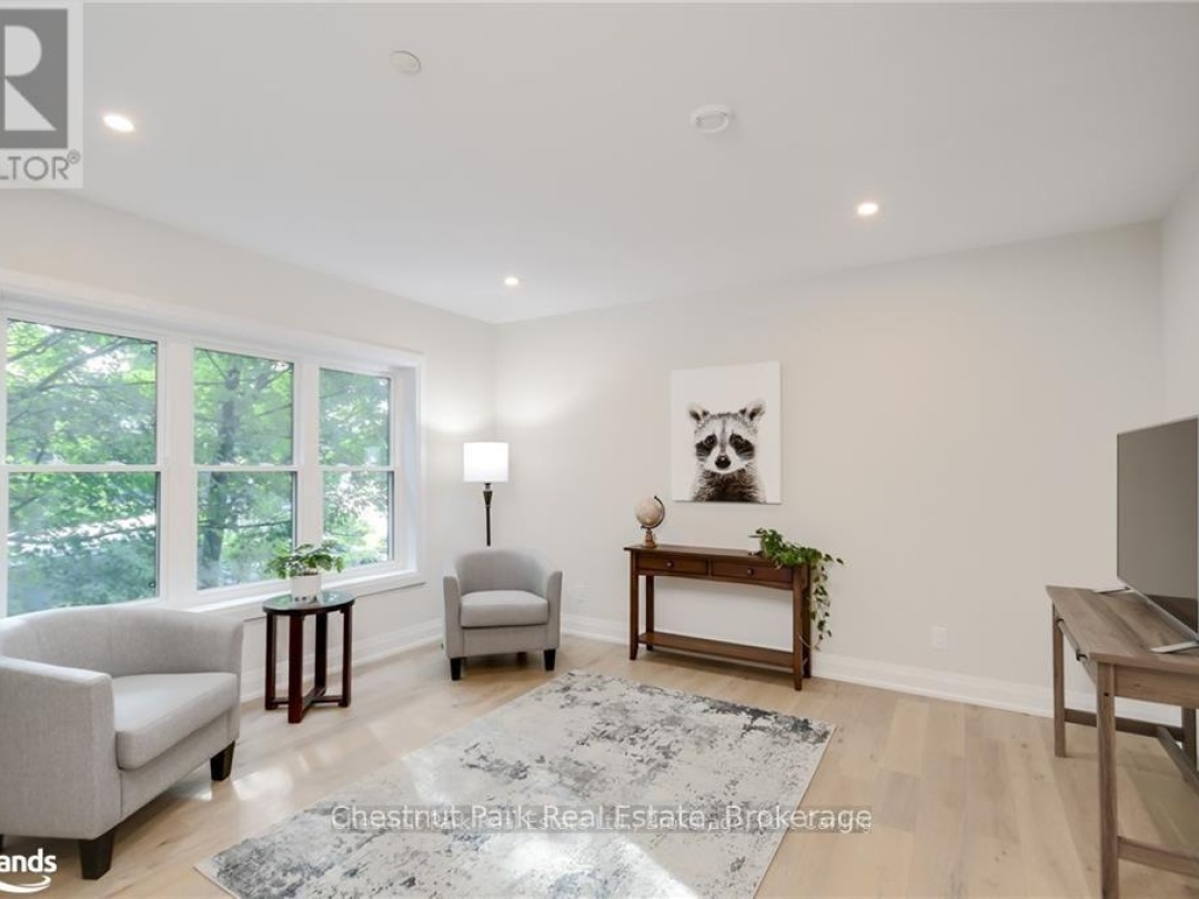 304 - 200 ANGLO STREET, 