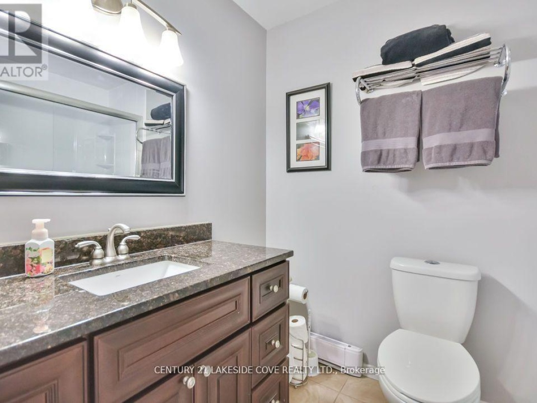 UNIT #7 - 70 LAGUNA PARKWAY, 