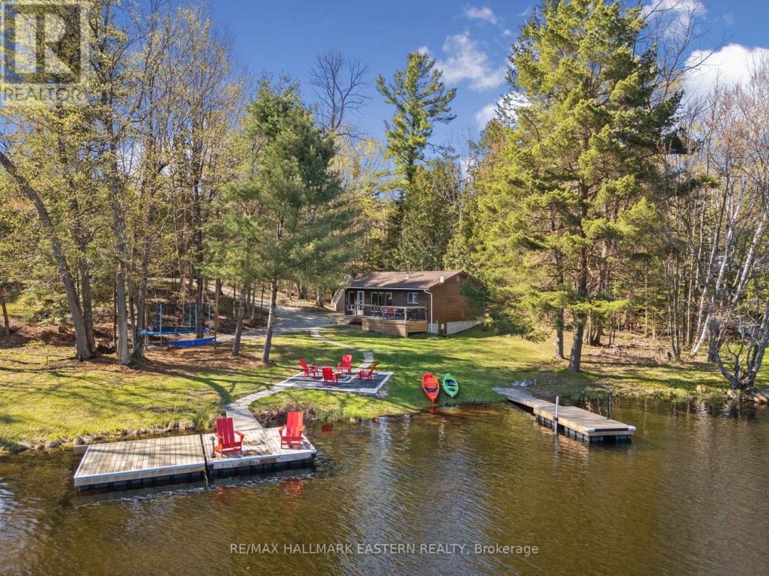 1025 DICKIES LANE, 