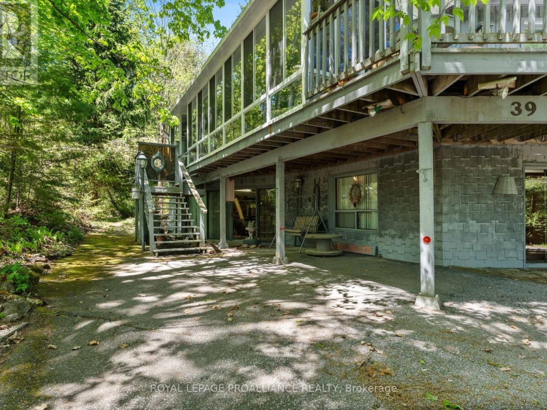 39 Shadow Lake Rd 3, 