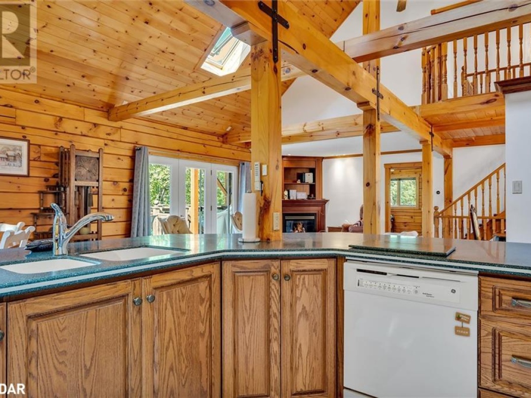 48 Sturgeon Glen Road, Sturgeon Lake