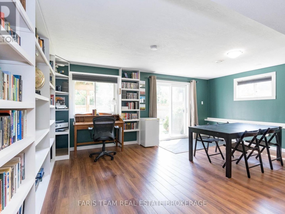33 GEORGIAS WALK, 