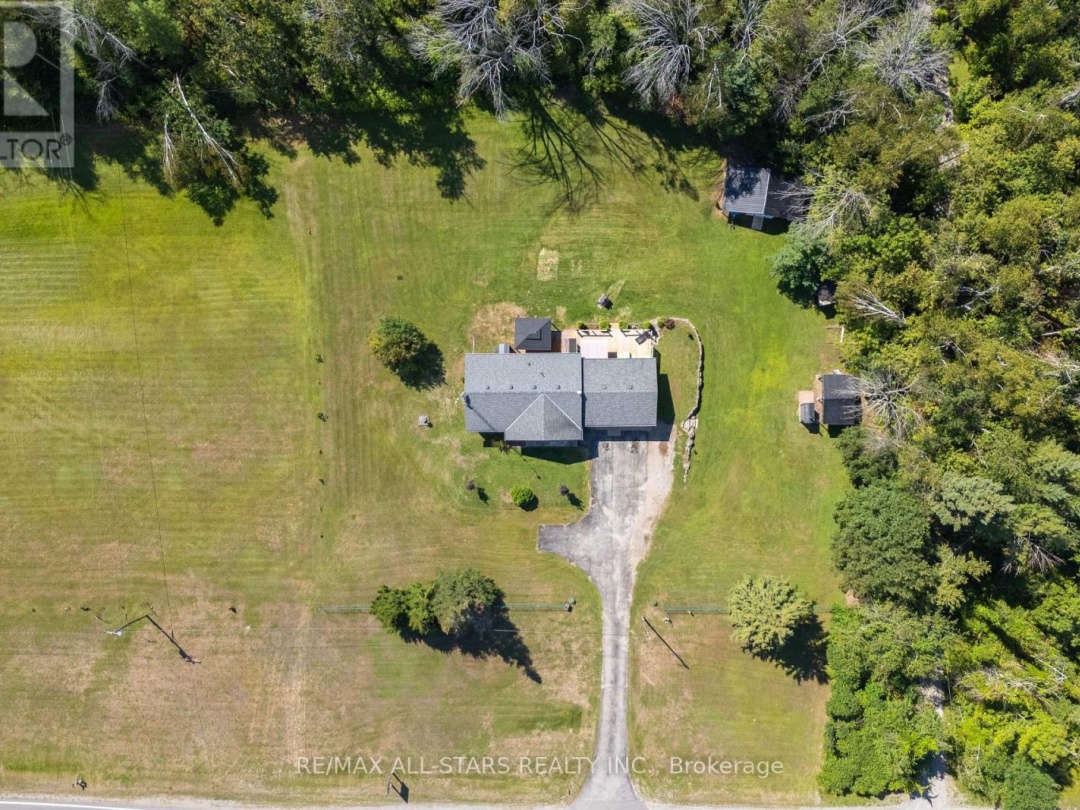 6077 HWY 35, 