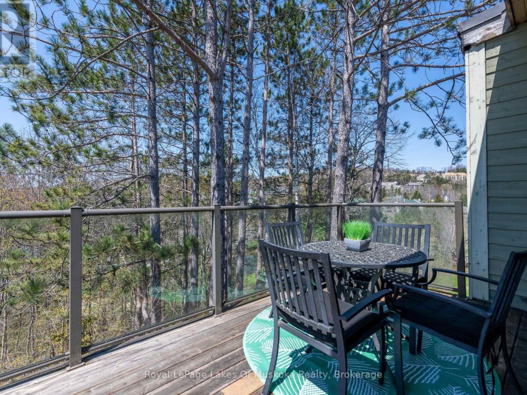 301 - 29 DEERHURST TENNISVIEW DRIVE, 