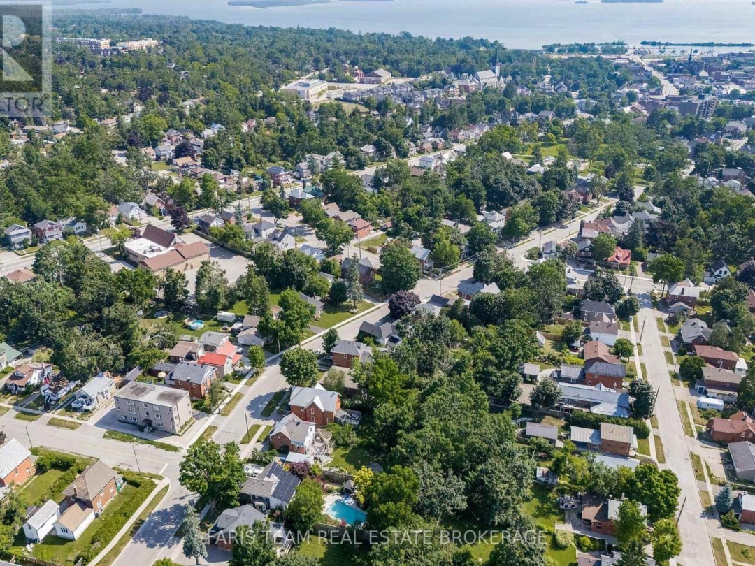 195 NOTTAWASAGA STREET, 