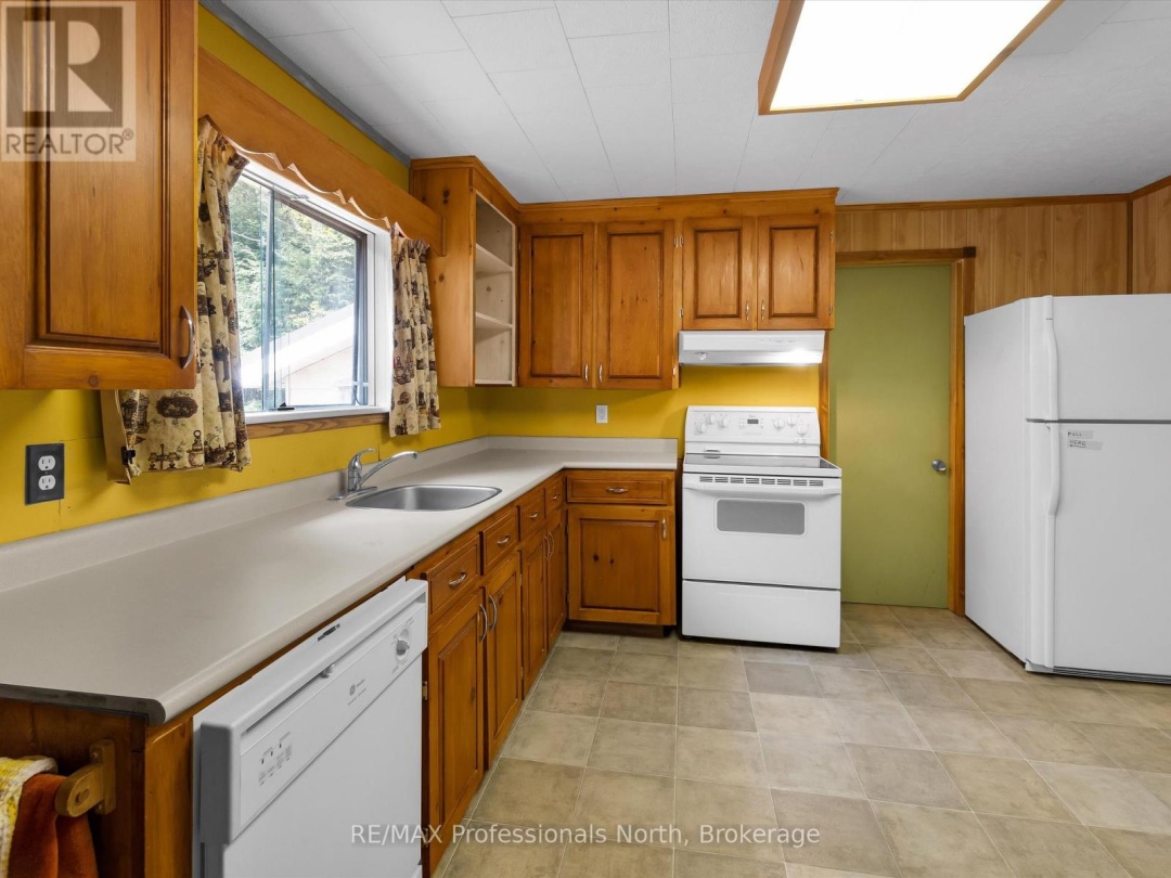 1716 GRAVENHURST PARKWAY, 